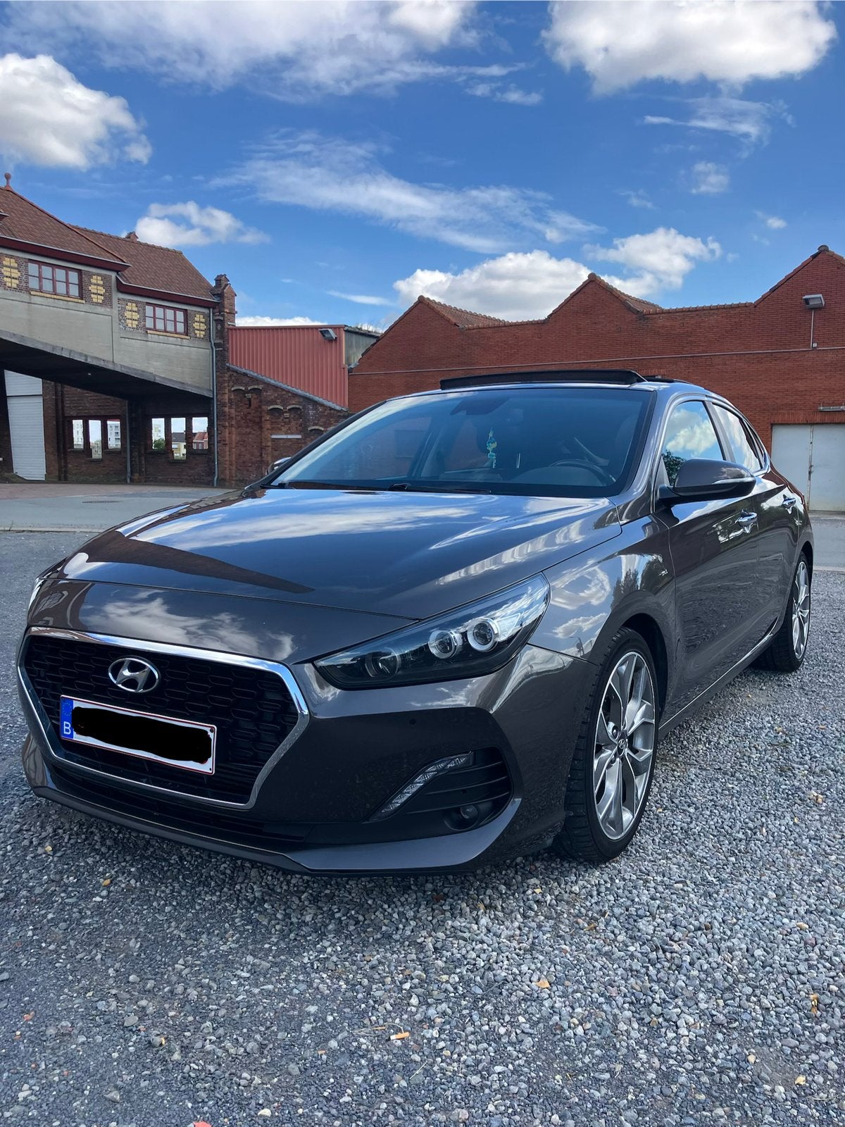 Hyundai i30 fastback 1.4tgdi FULL