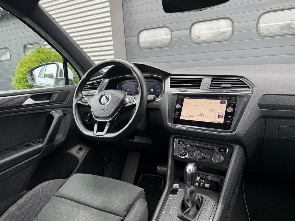 Volkswagen Tiguan 1.5 TSI DSG R-Line (automatique), Autos, Achat, Entreprise, Noir, 5 portes