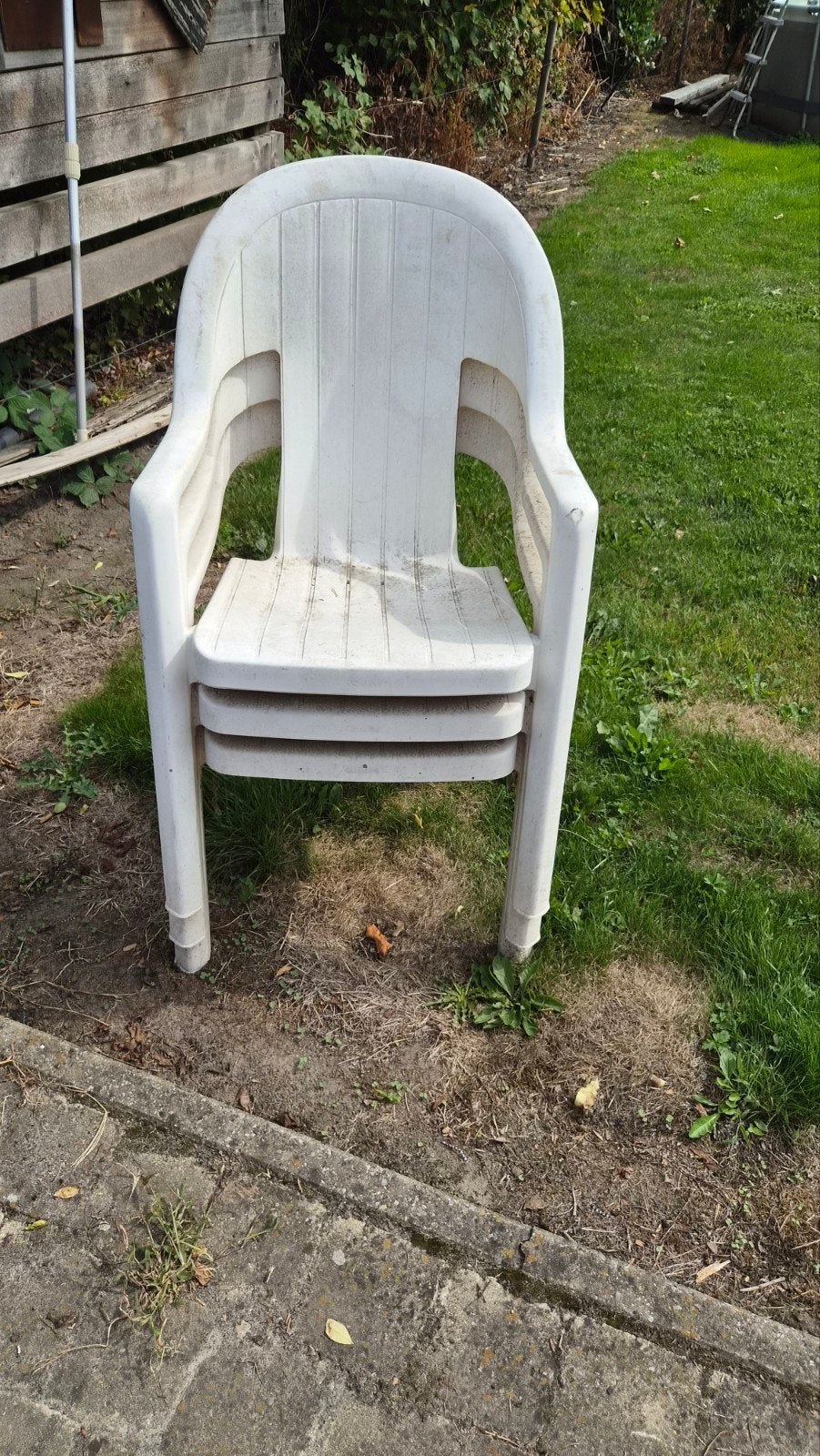 3 tuinstoelen, Tuin en Terras, Tuinstoelen, Ophalen, Gebruikt, Kunststof, Stapelbaar