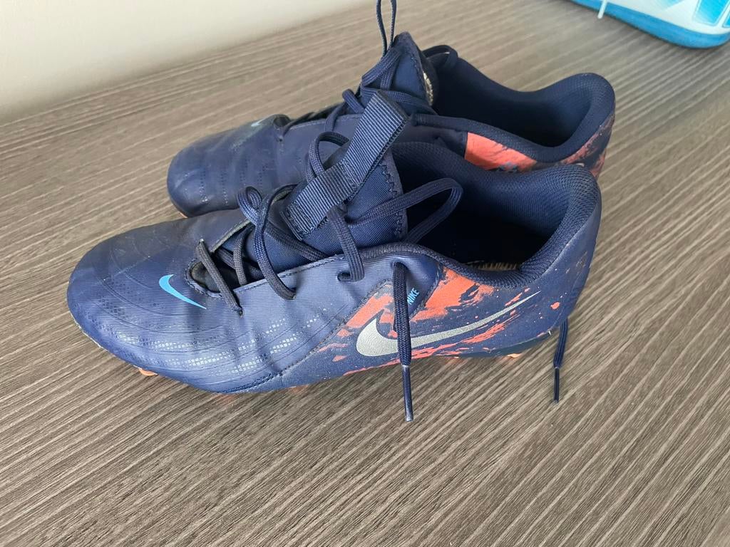 Voetbalschoenen haaland, Sport en Fitness, Voetbal, Ophalen, Zo goed als nieuw