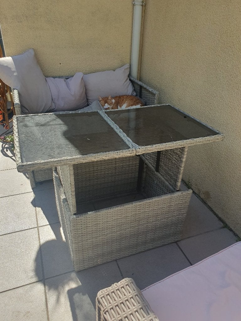 Multifunctionele tuinset / loungeset met eettafel – €50, Tuin en Terras, Ophalen, Kunststof, Gebruikt, Tuinset