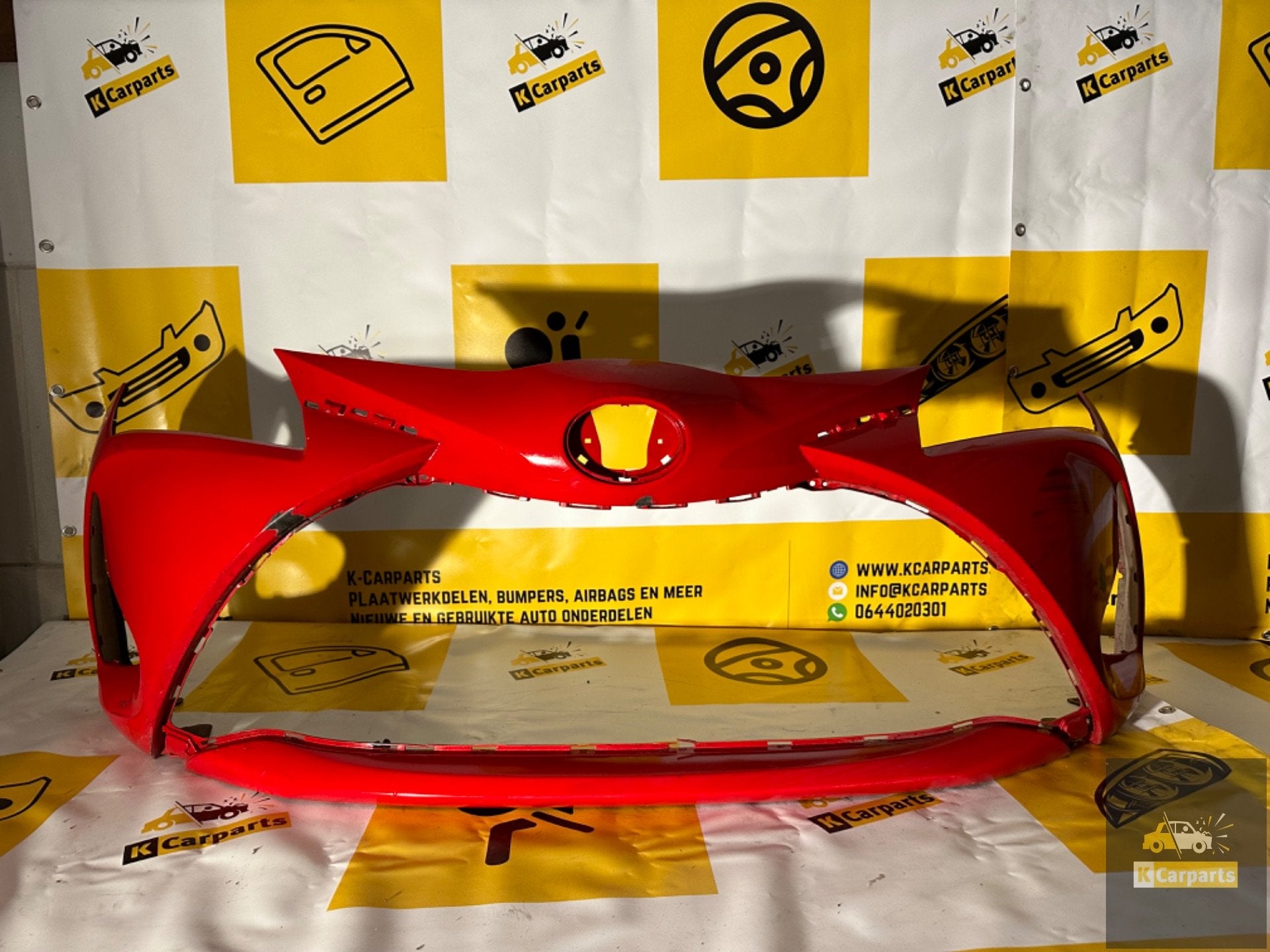 Voorbumper Toyota Yaris 2014-2019 Origineel bumper, Info@toyota.co.jp, Gebruikt, Voor, Toyota Motor Corporation