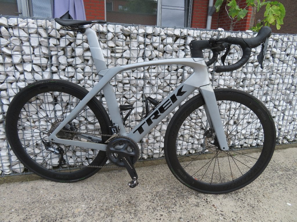 TREK MADONE SLR 6 DISC 56 matte gravel / gloss quick, Gebruikt, Schijfrem, 53 tot 57 cm, Ophalen