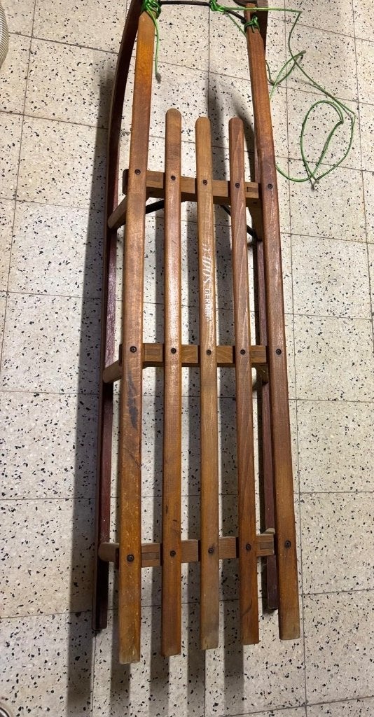 Houten slee, Enlèvement, Utilisé, Bois