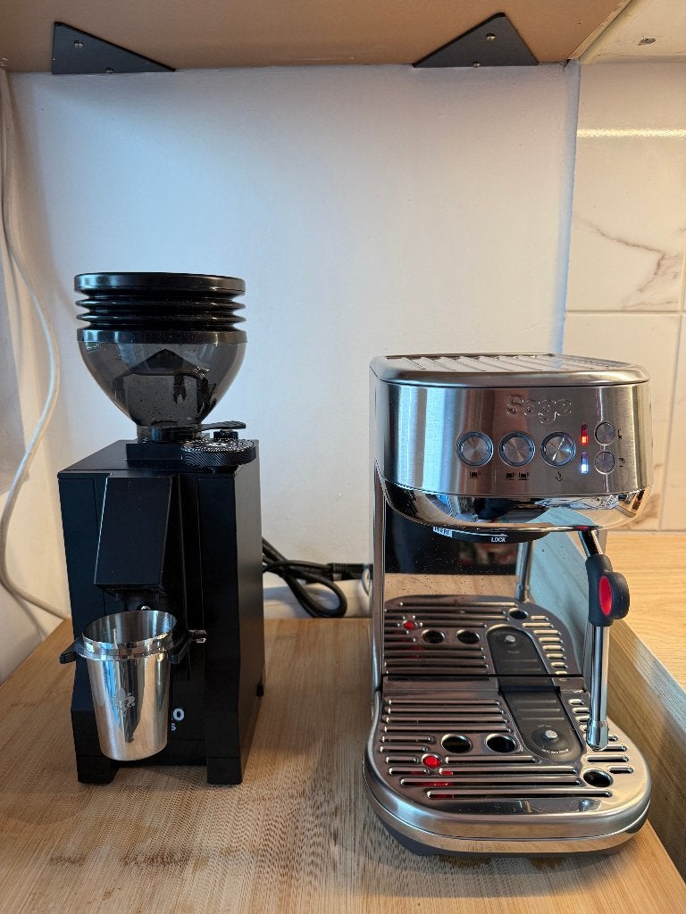 Sage Bambino Plus + Eureka Mignon Zero 55S + accessoires, Machine à espresso, Café moulu, Réservoir d'eau amovible, Enlèvement ou Envoi
