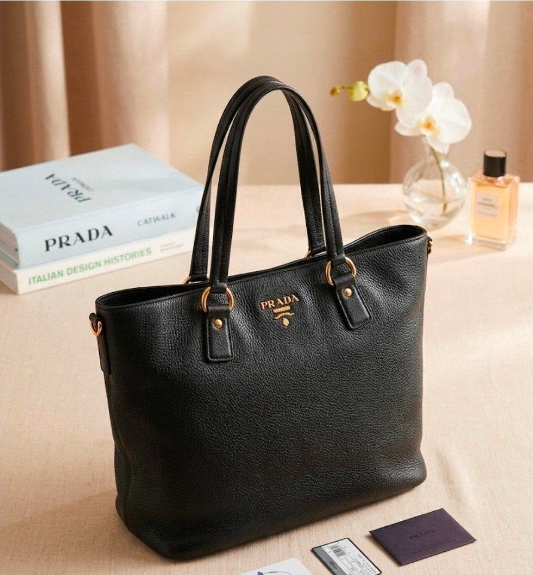 Sac Prada Vitello Daino 100% Authentique, Enlèvement ou Envoi, Comme neuf, Noir, Shopper