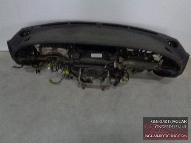Dashboard zwart Jaguar XK8 GJA6401AMLEG, -, Origine de la pièce connue, Utilisé, Jaguar