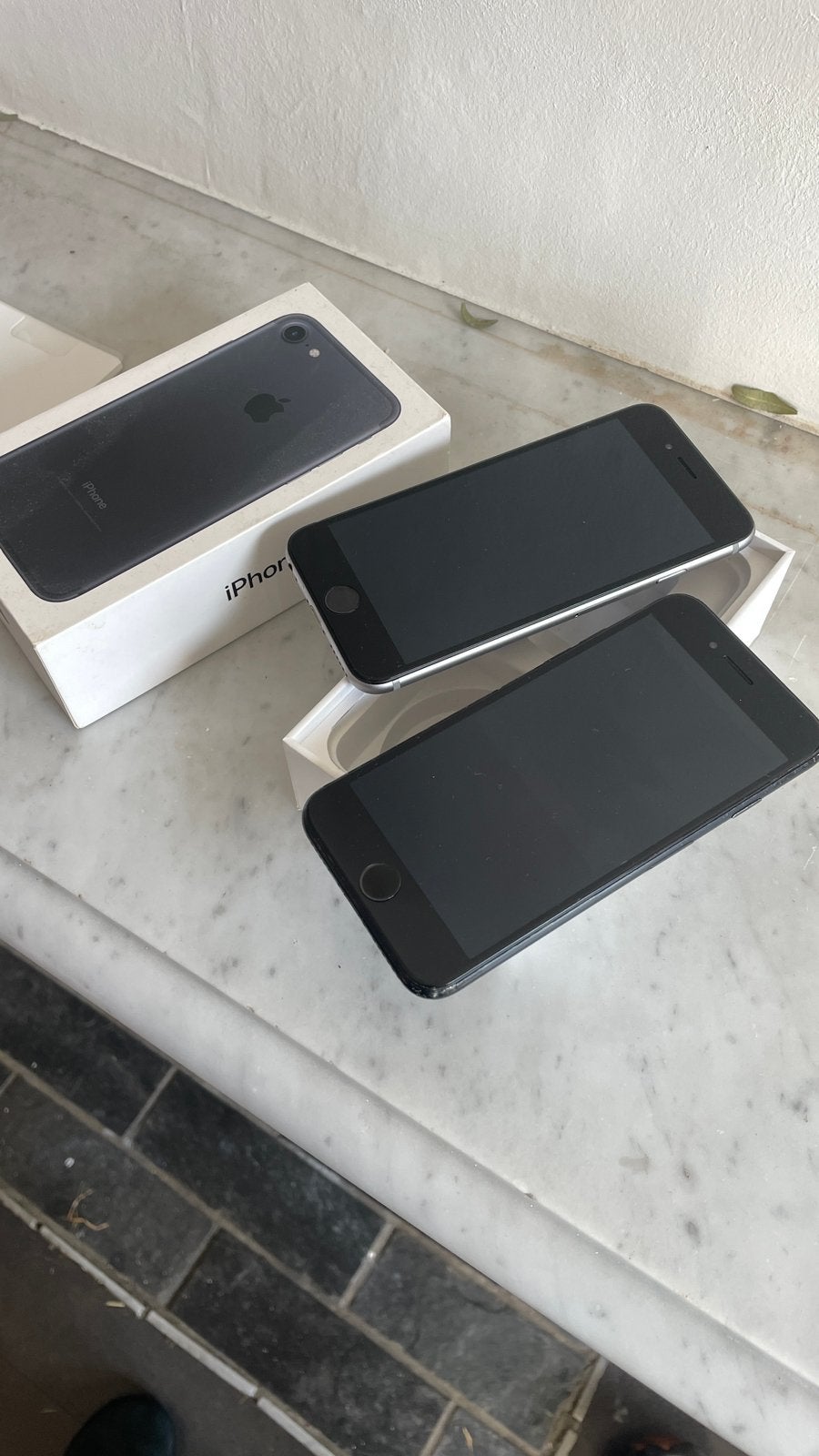 Ensemble de 2 iPhones (iPhone 7 + iPhone 6) iCloud gratuit, Enlèvement ou Envoi, Ne fonctionne pas, Apple
