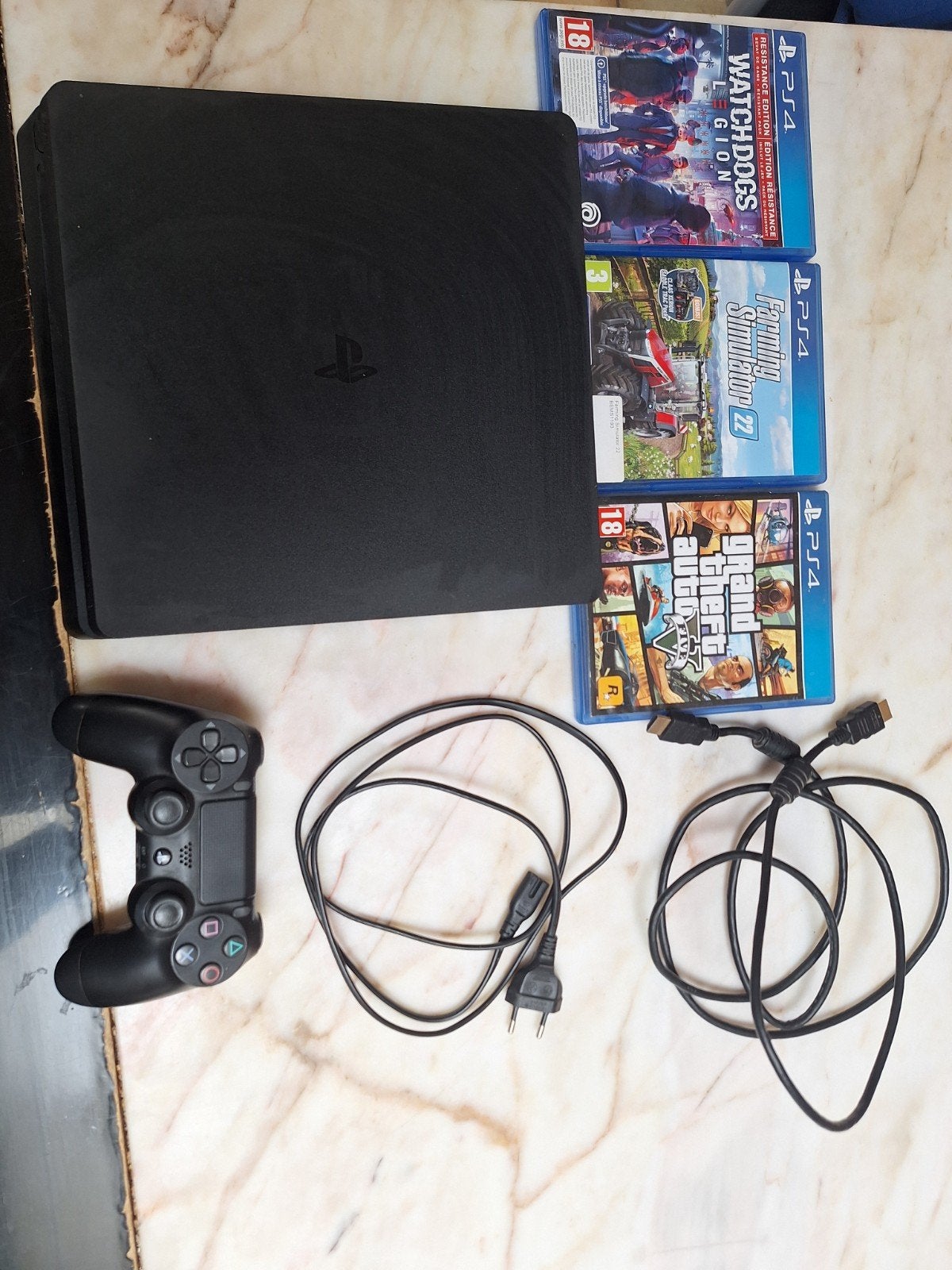 Nette PlayStation 4 Slim inclusief controller, kabels,games, Consoles de jeu & Jeux vidéo, Consoles de jeu | Sony PlayStation 4