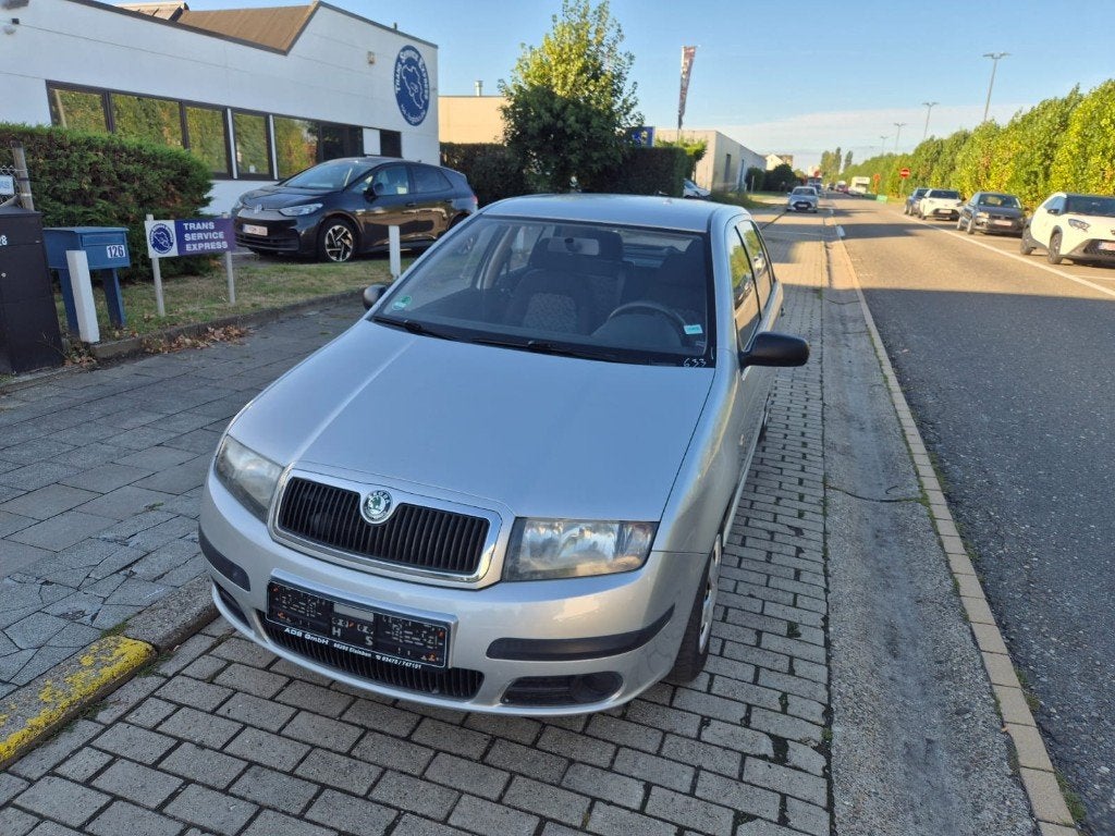 Skoda Fabia 1.2i - Airco + inspection - Carpass - Garantie, Autos, Argent ou Gris, Achat, Entreprise, Noir