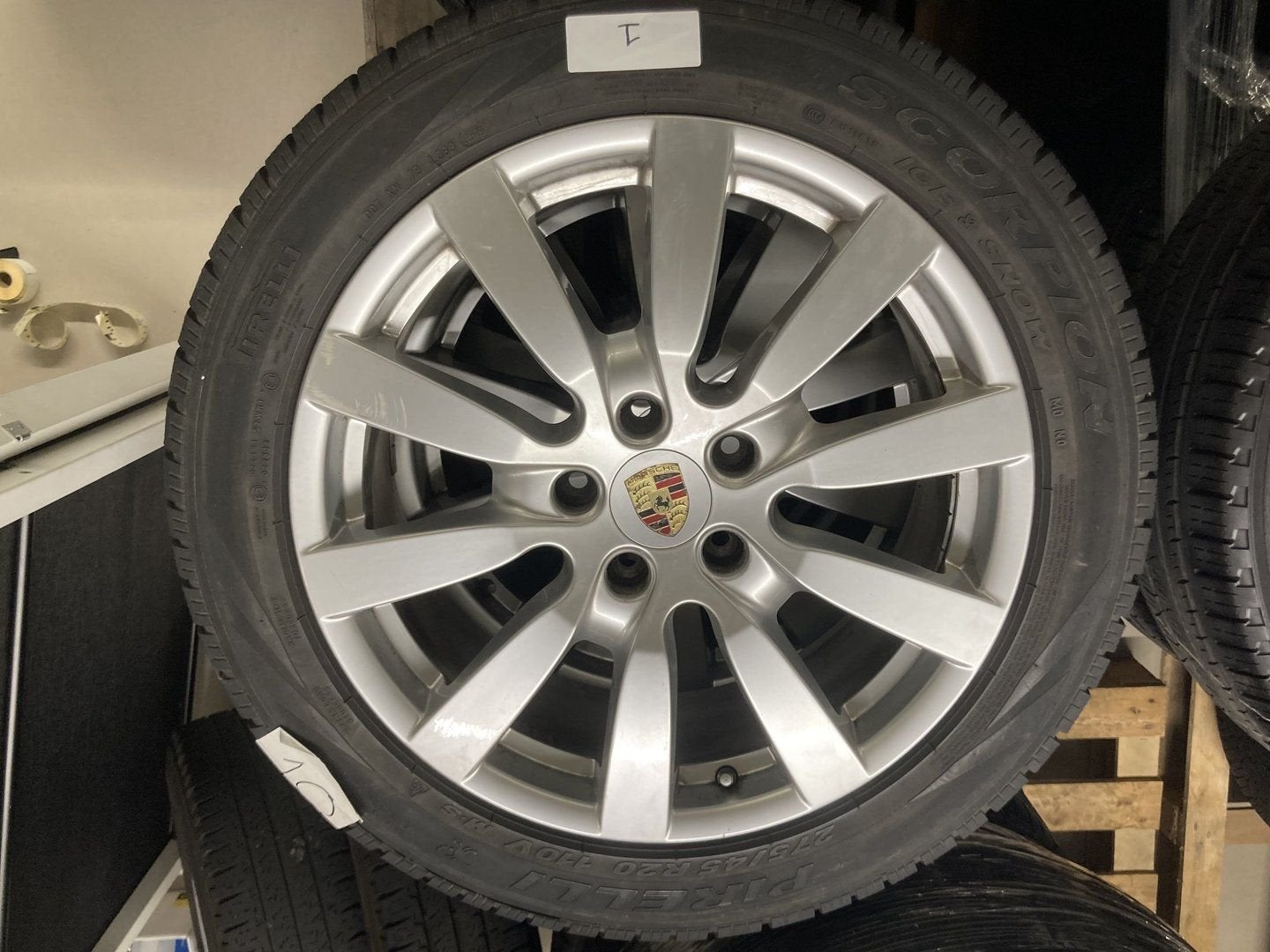nr S 63 4x Originele Porsche Cayenne velgen + Pirelli Scorp, Ophalen, Gebruikt, -, 275 mm