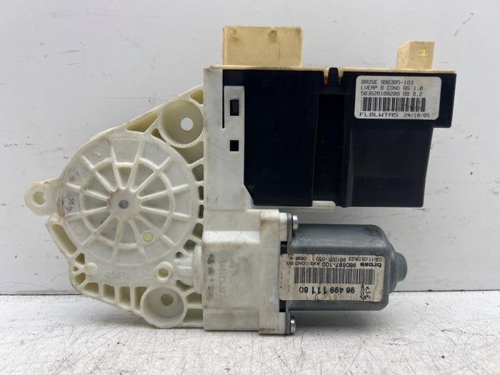 Moteur de vitre portière d'un Peugeot 307, -, 3 mois de garantie, Utilisé, -