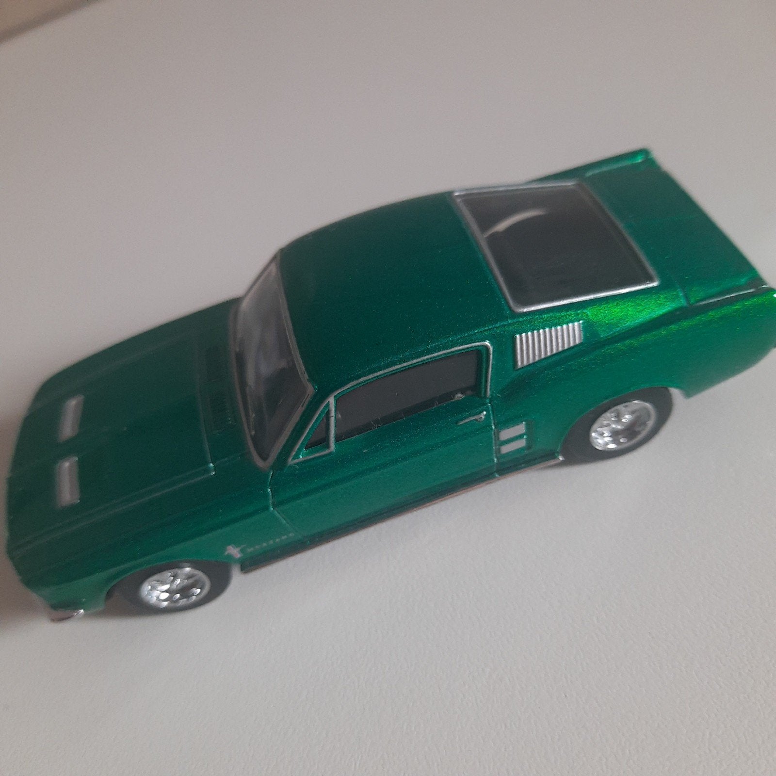 MATCHBOX-DINKY nr.DY-16*FORD MUSTANG FASTBACK 2+2 1967 *TOP*, Hobby en Vrije tijd, Ophalen, Zo goed als nieuw, Auto, Matchbox