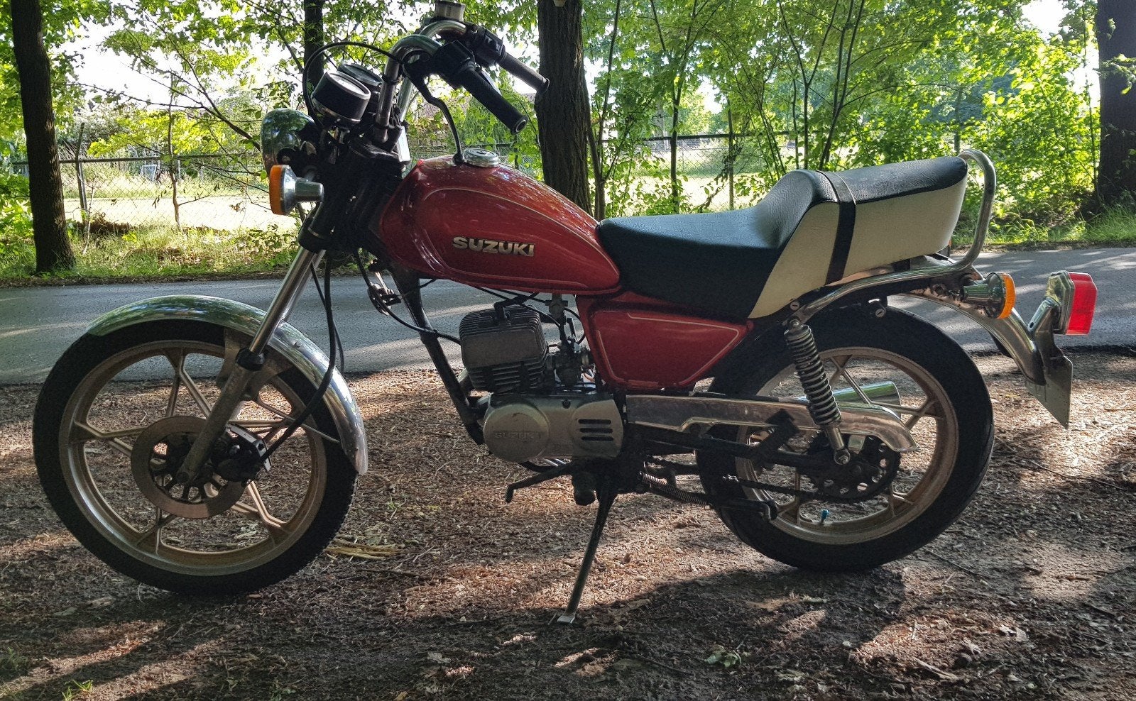 Suzuki zr 50 sl, Vélos & Vélomoteurs, Cyclomoteurs | Oldtimers & Ancêtres, Autres marques, 5 vitesses, Classe B (45 km/h), Enlèvement
