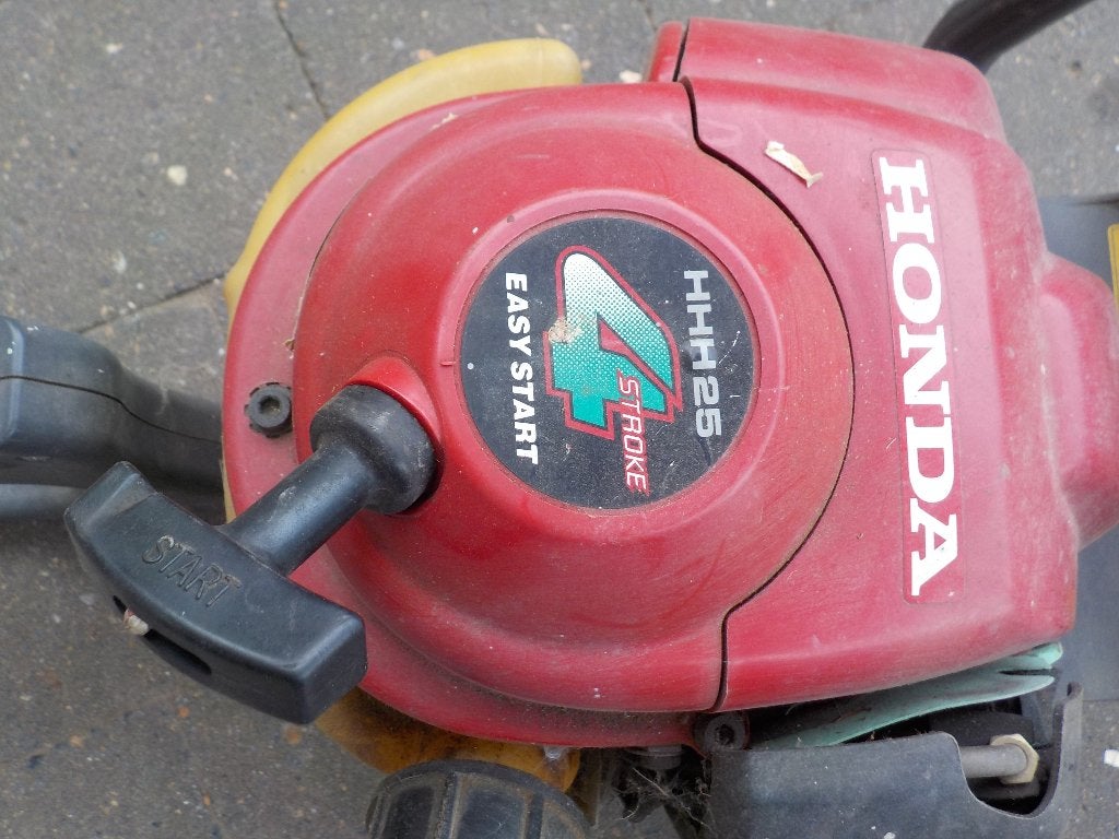 Heggenschaar Honda voor opmaak / onderdelen !!!!, Ophalen