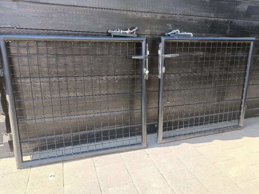 2 tuinhekjes, Ophalen, Met poort, Zo goed als nieuw, Tuinhek