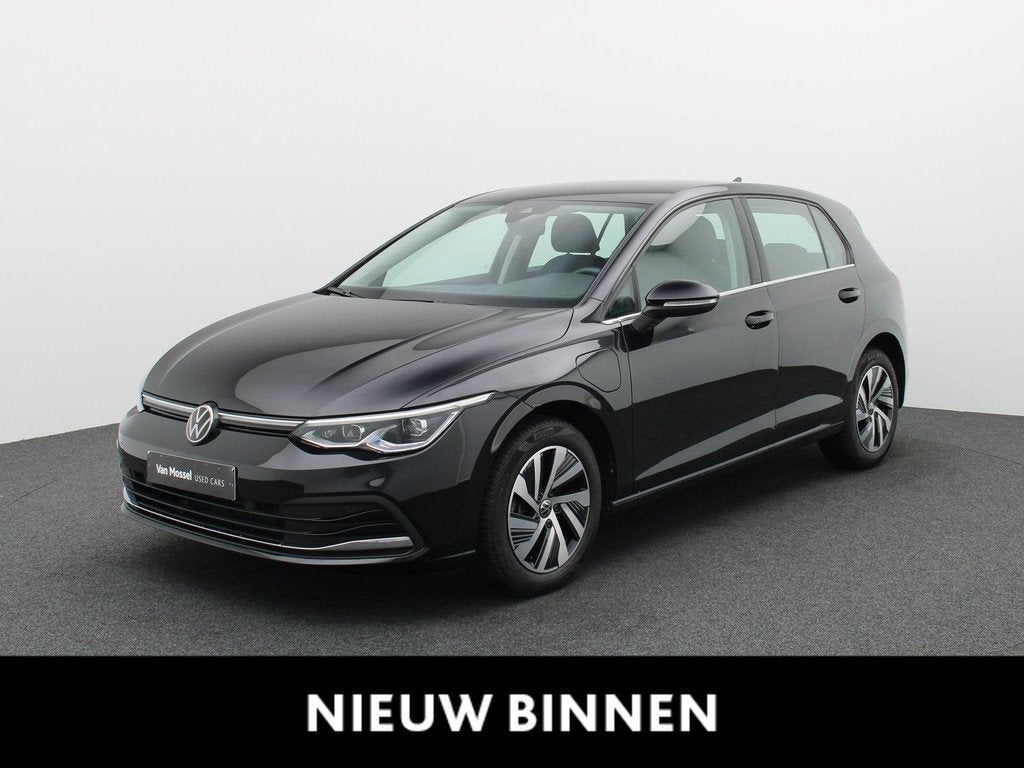 Volkswagen Golf 1.4 eHybrid Style DSG, Auto's, Stof, Gebruikt, 4 cilinders, Zwart