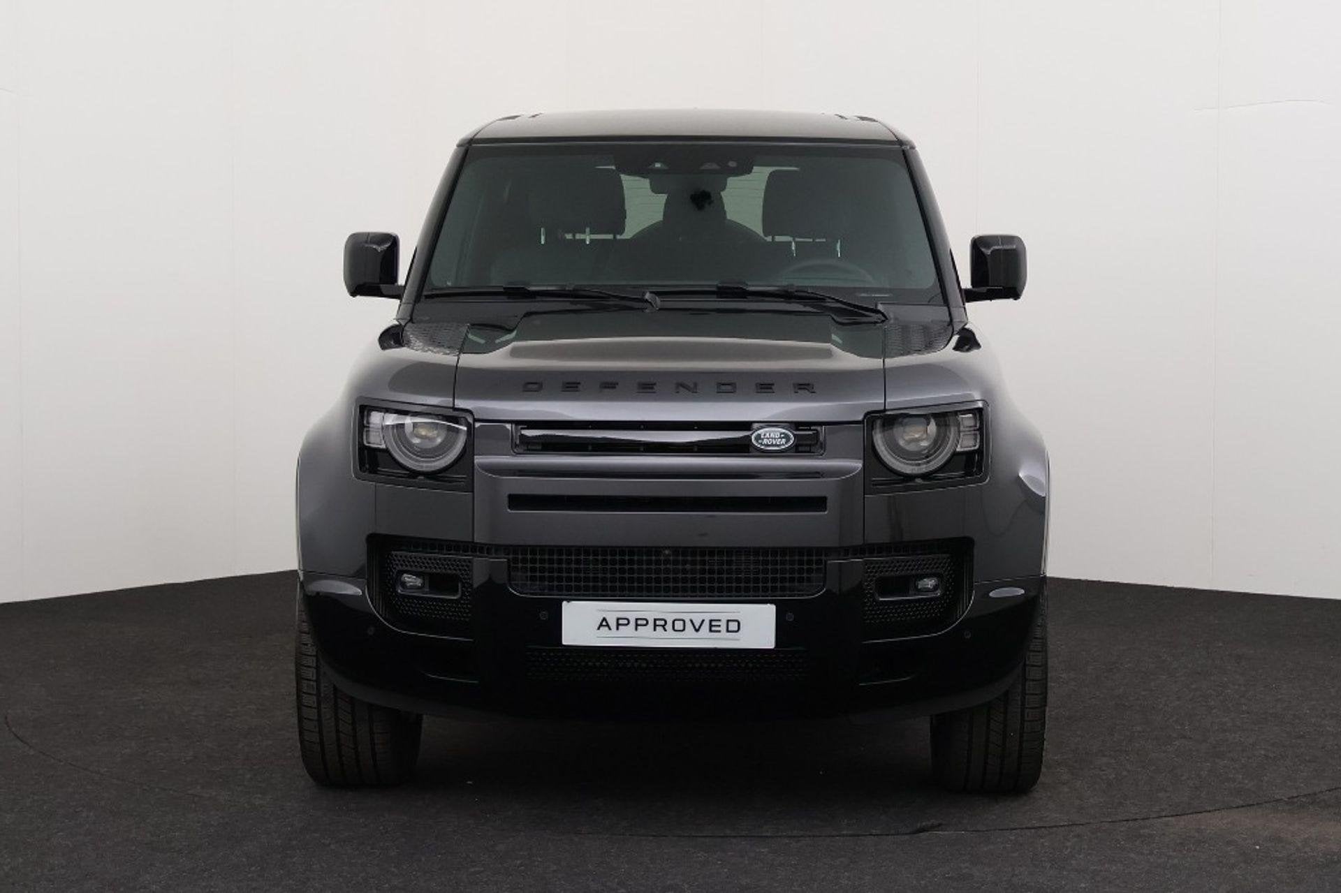 Land Rover Defender 90 P525 V8 AWD Auto. 25MY (automatique), Autos, Cuir, Argent ou Gris, Affichage tête haute, Entreprise