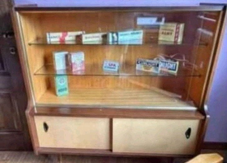 2 Vintage 60's kasten, Maison & Meubles, Armoires | Buffets, Enlèvement