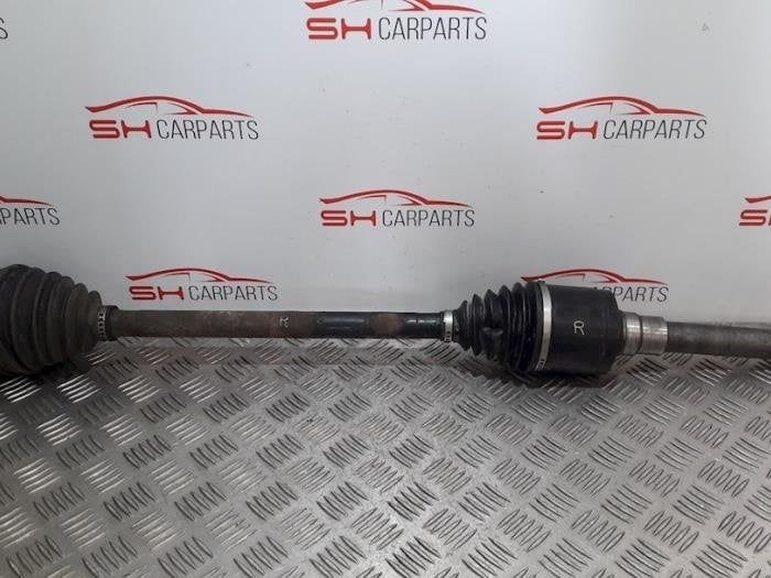 Arbre de transmission avant droit d'un Mercedes ML-Klasse, 3 mois de garantie, Utilisé, -, -