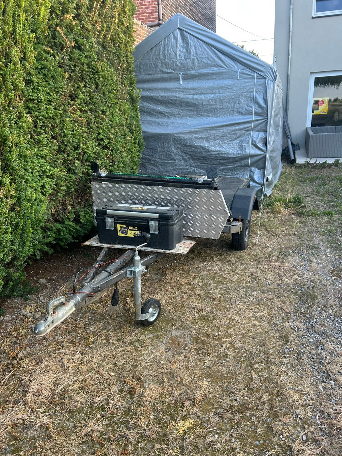 Aanhangwagen motor, Enlèvement, Comme neuf