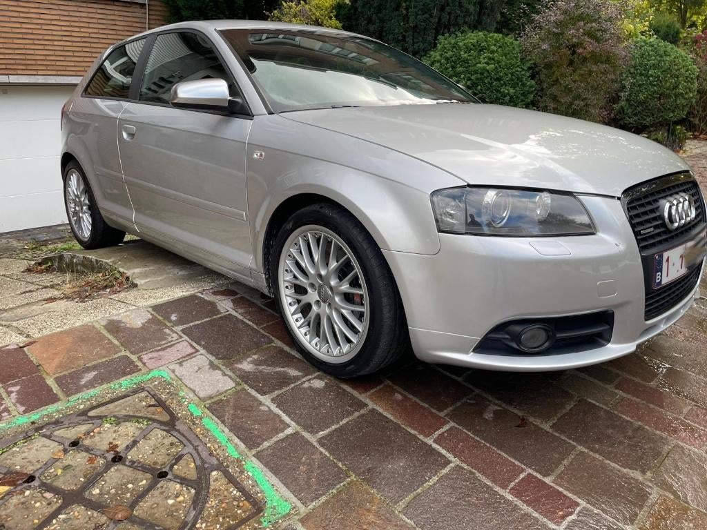 Audi A3 2.0 TFSi Quattro 200ch, Cuir, Argent ou Gris, Achat, Boîte manuelle