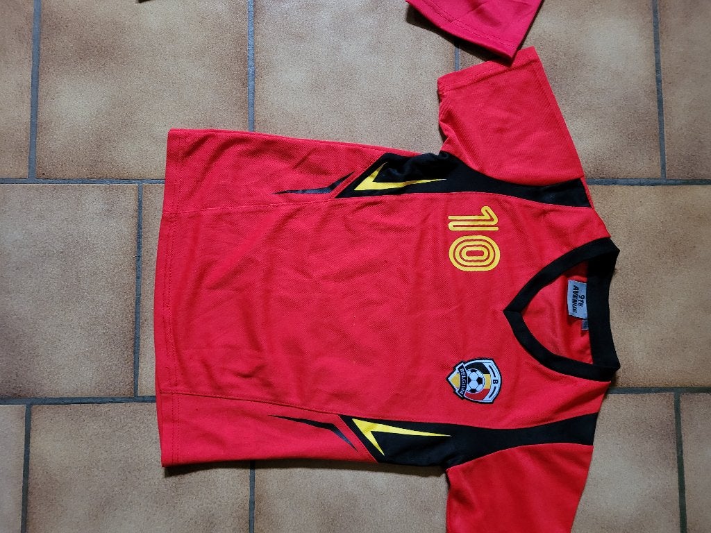 tshirt voetbalshirt rode duivels maat 134, Kinderen en Baby's, Kinderkleding | Maat 134, Ophalen of Verzenden, Zo goed als nieuw