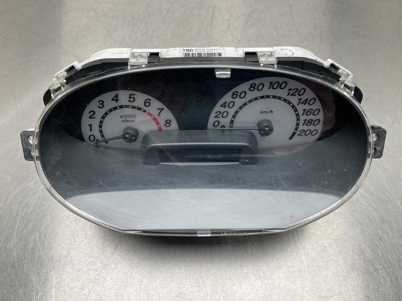 COMPTEUR DE VITESSE Yaris (P1) (|8380052330|82346001|), Utilisé, Toyota