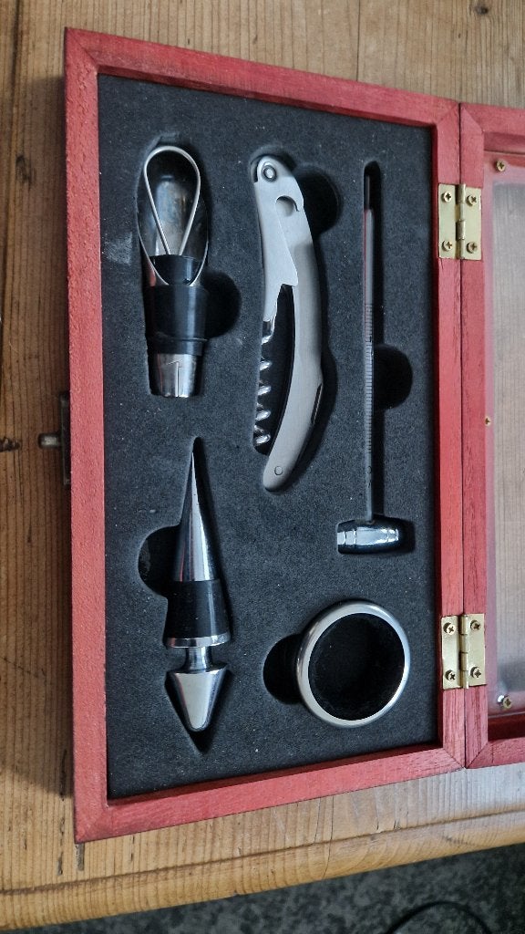 Complete 5-delige Wijnset in Doos – incl. Goed Sommeliermer, Enlèvement, Comme neuf