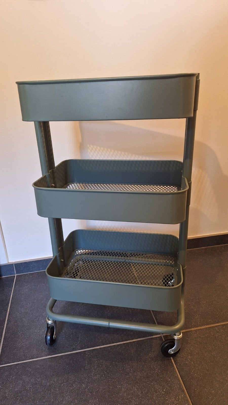 roltafel ikea, Huis en Inrichting, Ophalen, Metaal, Overige typen, Zo goed als nieuw