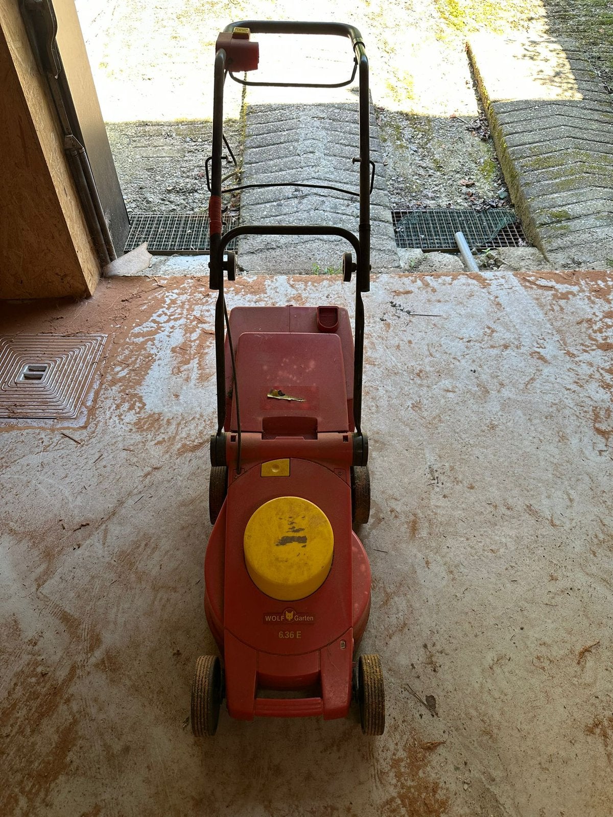 Grasmachine (werkt niet meer), Ophalen, Zo goed als nieuw