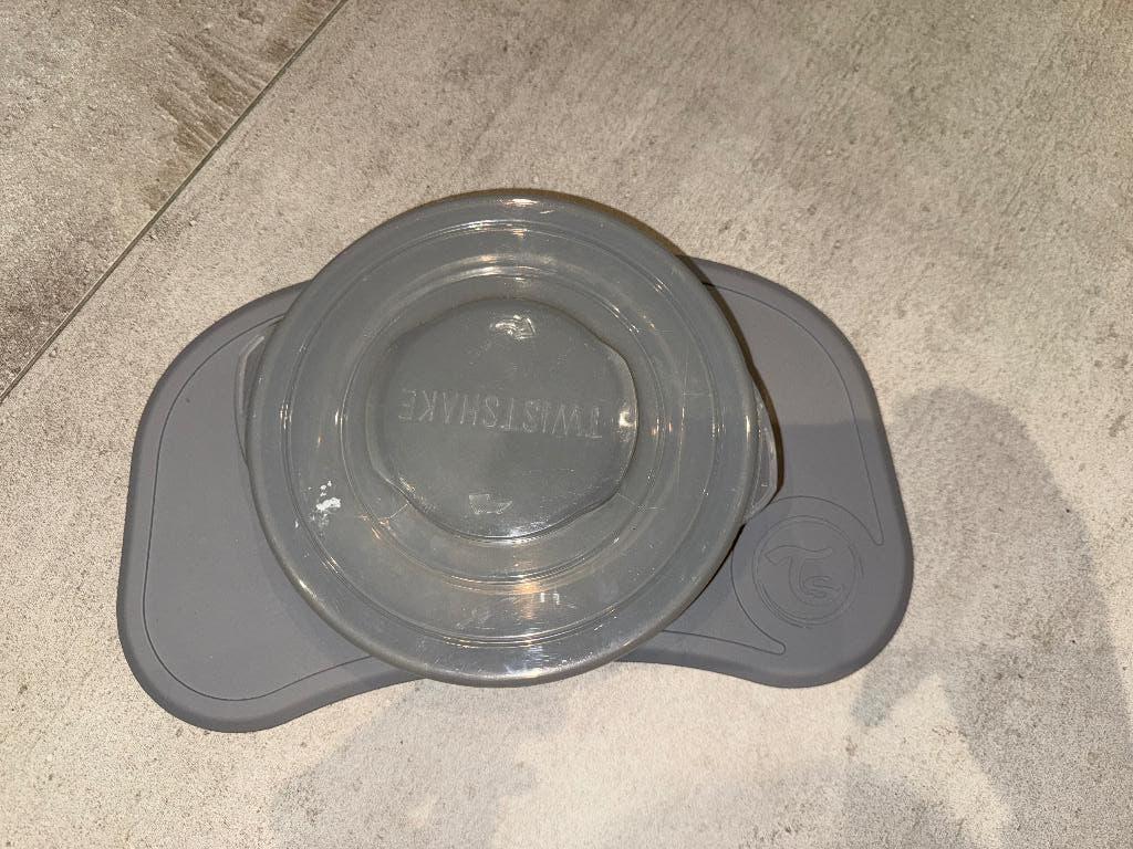 Assiette et tapis en silicone  Twistshake gris, Ophalen of Verzenden, Zo goed als nieuw, Overige typen