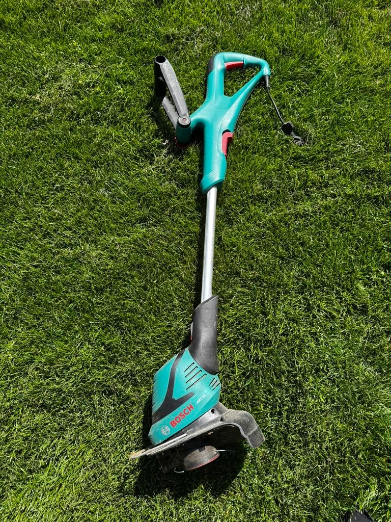 Bosch kantenmaaier, Jardin & Terrasse, Coupe-bordures, Enlèvement, Utilisé, Électrique