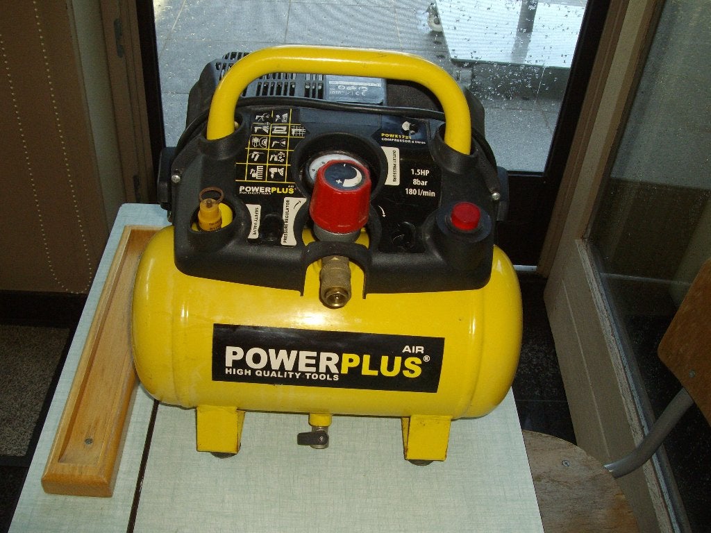 Compresseur Power Plus, Moins de 25 litres, Moins de 200 litres/min, Comme neuf, Enlèvement