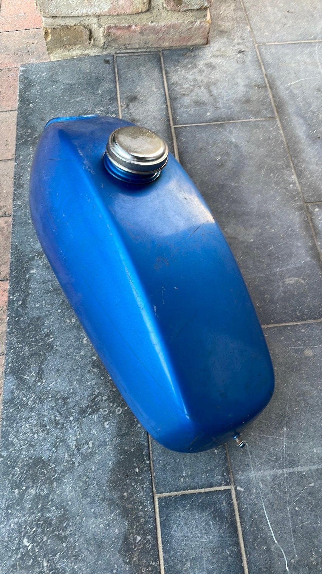 Flandria benzinetank SP, Ophalen