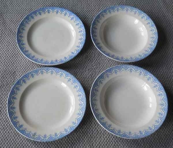 Lot de 4 assiettes Boch (motif Clara), Enlèvement