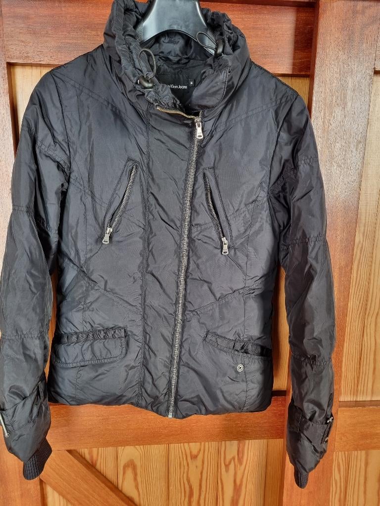 Blouson dame noir CKS, Taille 38/40 (M), Enlèvement ou Envoi, Noir, CALVIN  KLEIN