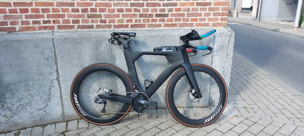 Unieke tijdritfiets, Ophalen