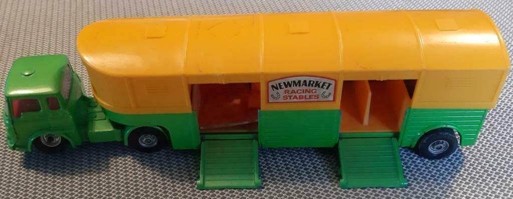 Corgi major Scania "Hors box" en "Fiat XI/9" auto, Enlèvement ou Envoi