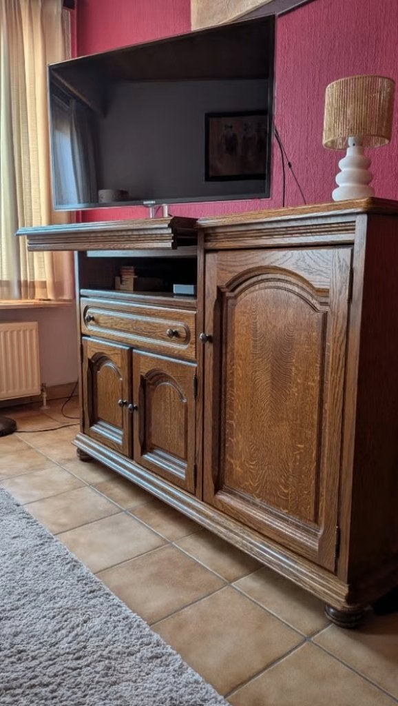 Gratis TV-kast in zeer goede staat, Ophalen