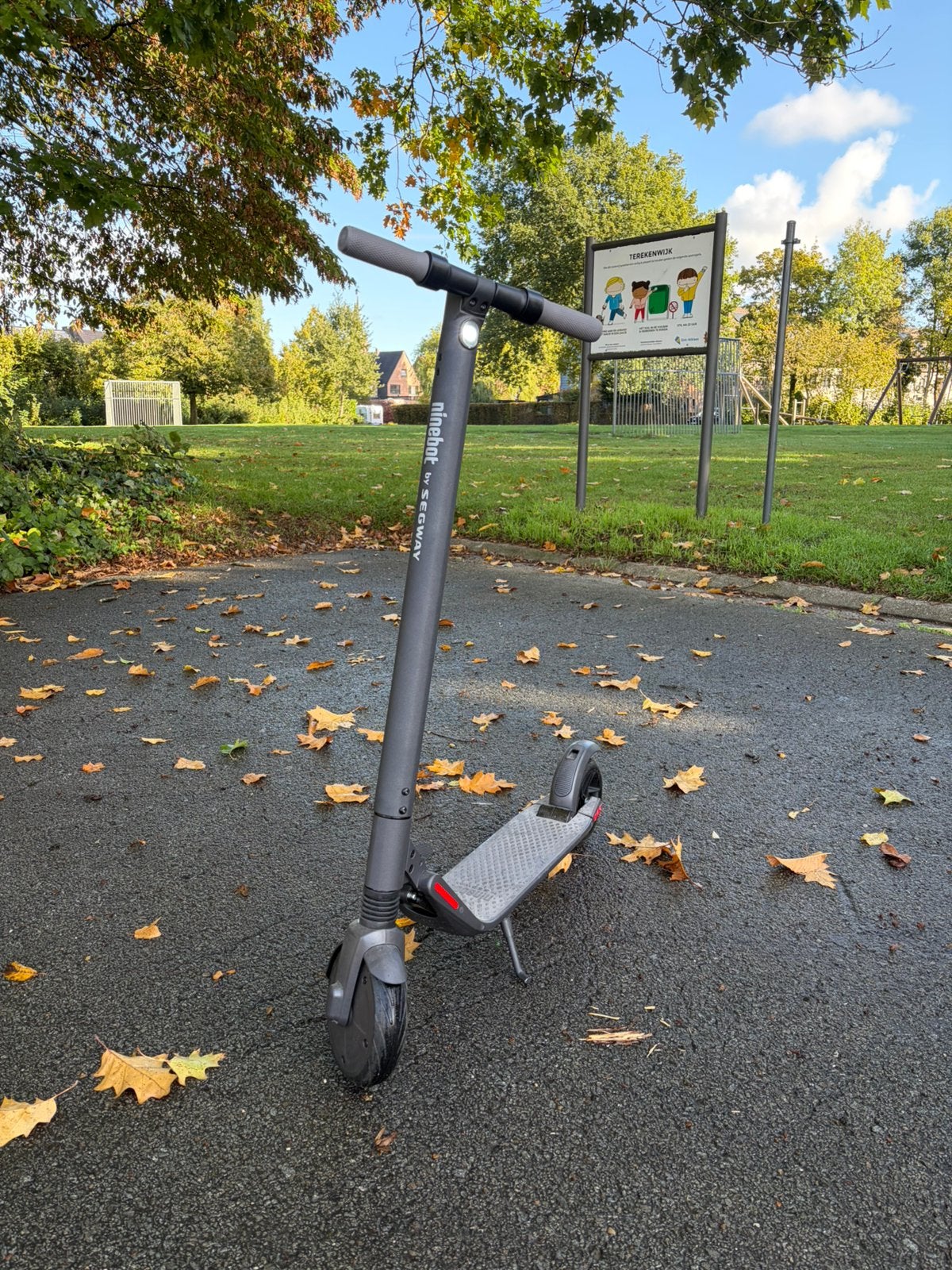Ninebot by Segway ES Series – Zo goed als nieuw, Ophalen, Zo goed als nieuw