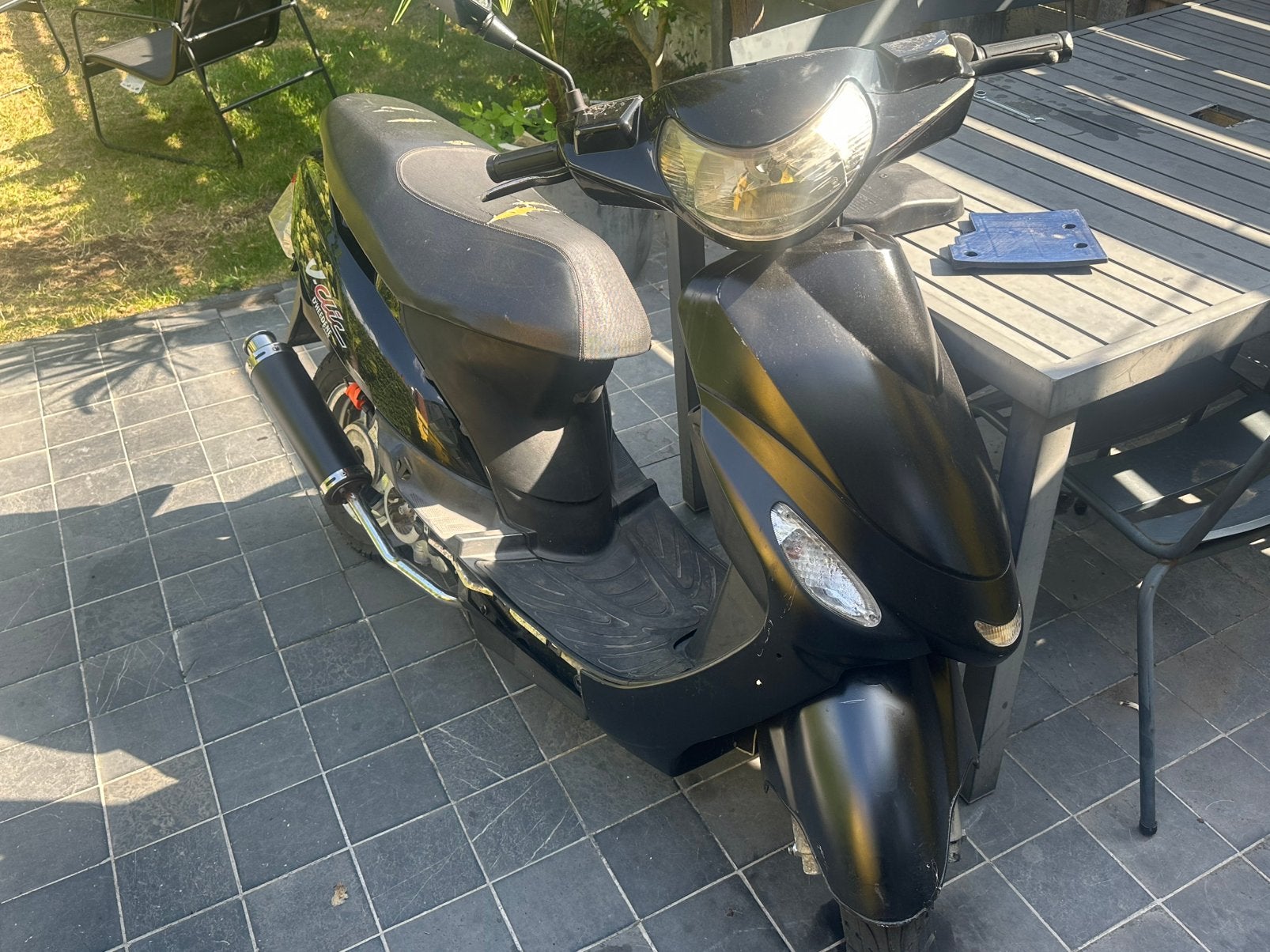 Werkende scooter peugeot v clic, Vélos & Vélomoteurs, Enlèvement, Utilisé, Peugeot