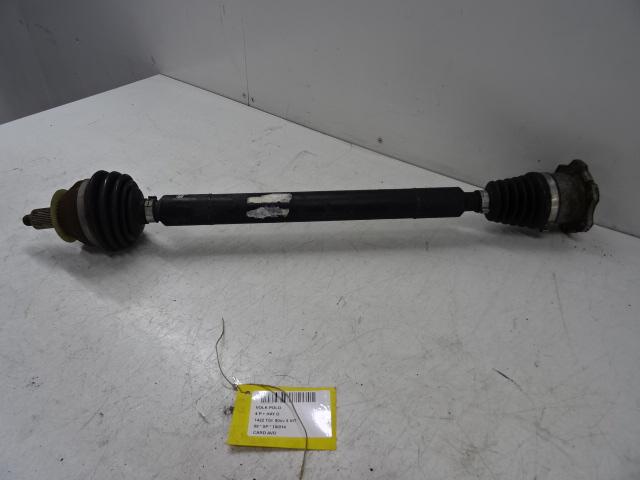 CARDAN AVANT DROIT (TRANSMISSION) Polo IV (9N1 / 2/3), Volkswagen, Mevr. I. Hauben, Utilisé, Rue de l'Espoir 34 34
4030  GRIVEGNÉE, BE