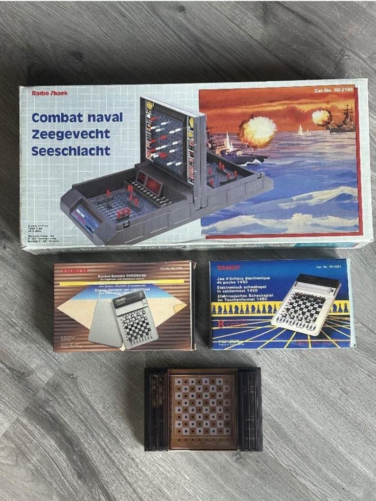 4 Bordspellen VINTAGE TANDY 1980 nieuw & compleet - 70€, Hobby en Vrije tijd, Ophalen, Een of twee spelers, TANDY, Nieuw
