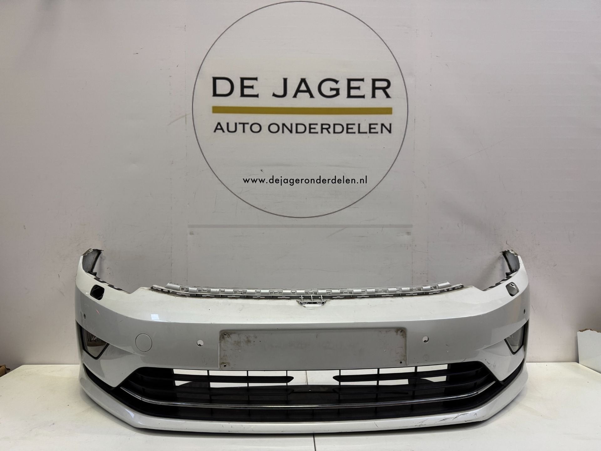 GOLF 7 FACELIFT 7,5 SPORTSVAN VOORBUMPER BUMPER 510807221H, Auto-onderdelen, Gebruikt, Volkswagen AG, Vw@volkswagen.de, Bumper