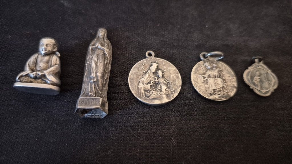 Lot de 5 objets de piété anciens, Antiquités & Art, Enlèvement