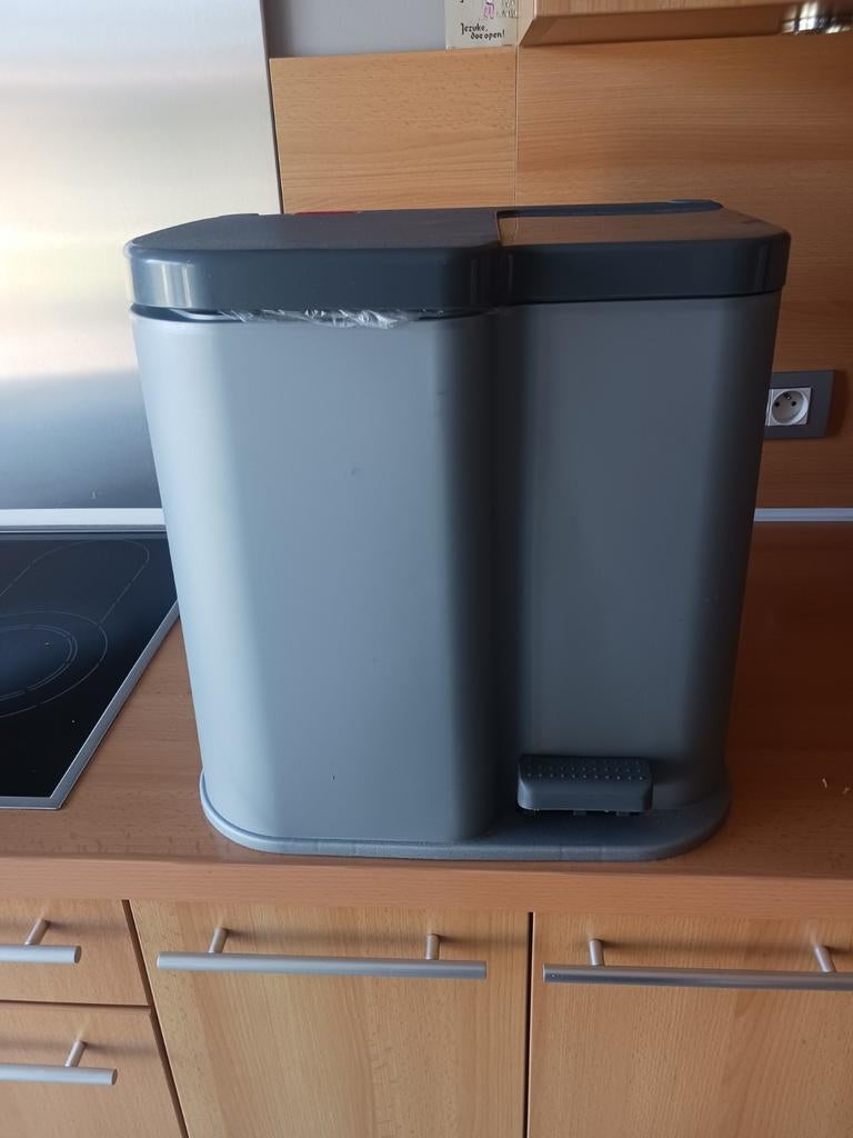 Aanrecht keuken afval bakje., Huis en Inrichting, Woonaccessoires | Prullenbakken, Ophalen