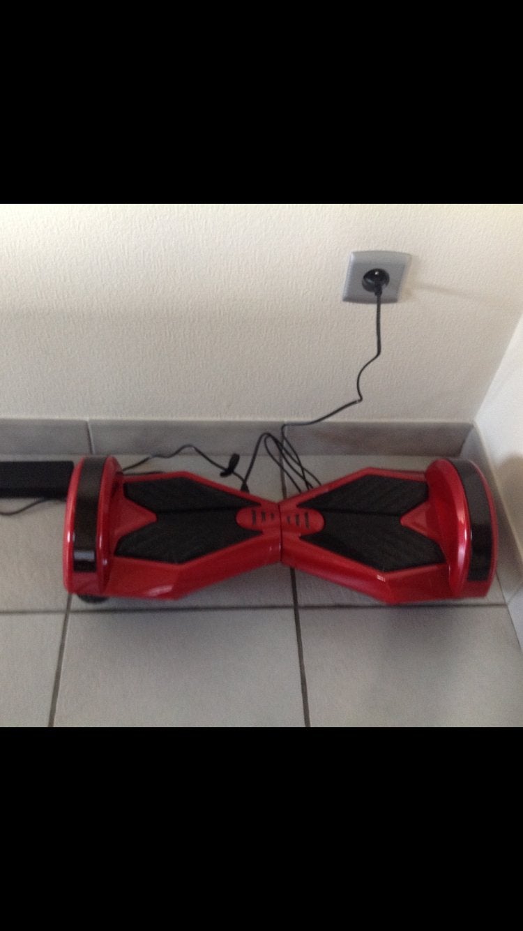 Rode hoverboard met gekleurde ledlampjes en bluetooth, Ophalen, Gebruikt