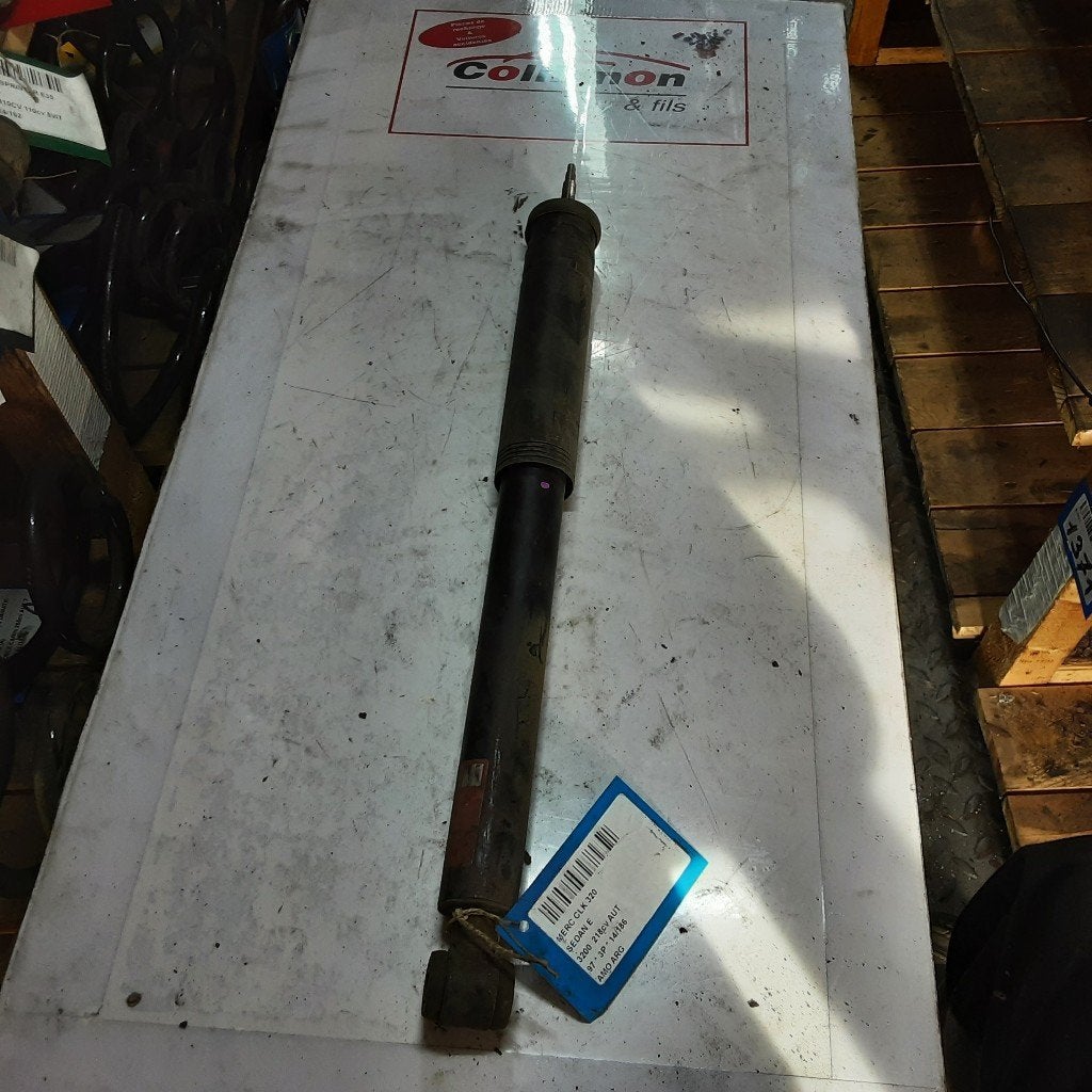 AMORTISSEUR ARRIÈRE GAUCHE CLK (R208) (844904553713), Mercedes-Benz, Mevr. I. Hauben, Utilisé, Rue de l'Espoir 34 34
4030  GRIVEGNÉE, BE