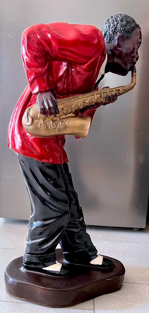 Stanbeeld SAXOFONIST // H : 76 cm - L : 26 cm - L : 36 cm, Ophalen, Zo goed als nieuw